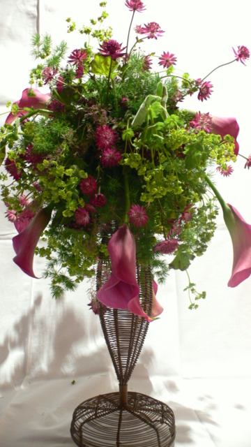 Piatto vaso quadrato per creare composizione floreale Ikebana 19 x 19 cm nero colore